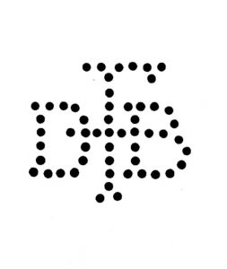 D33